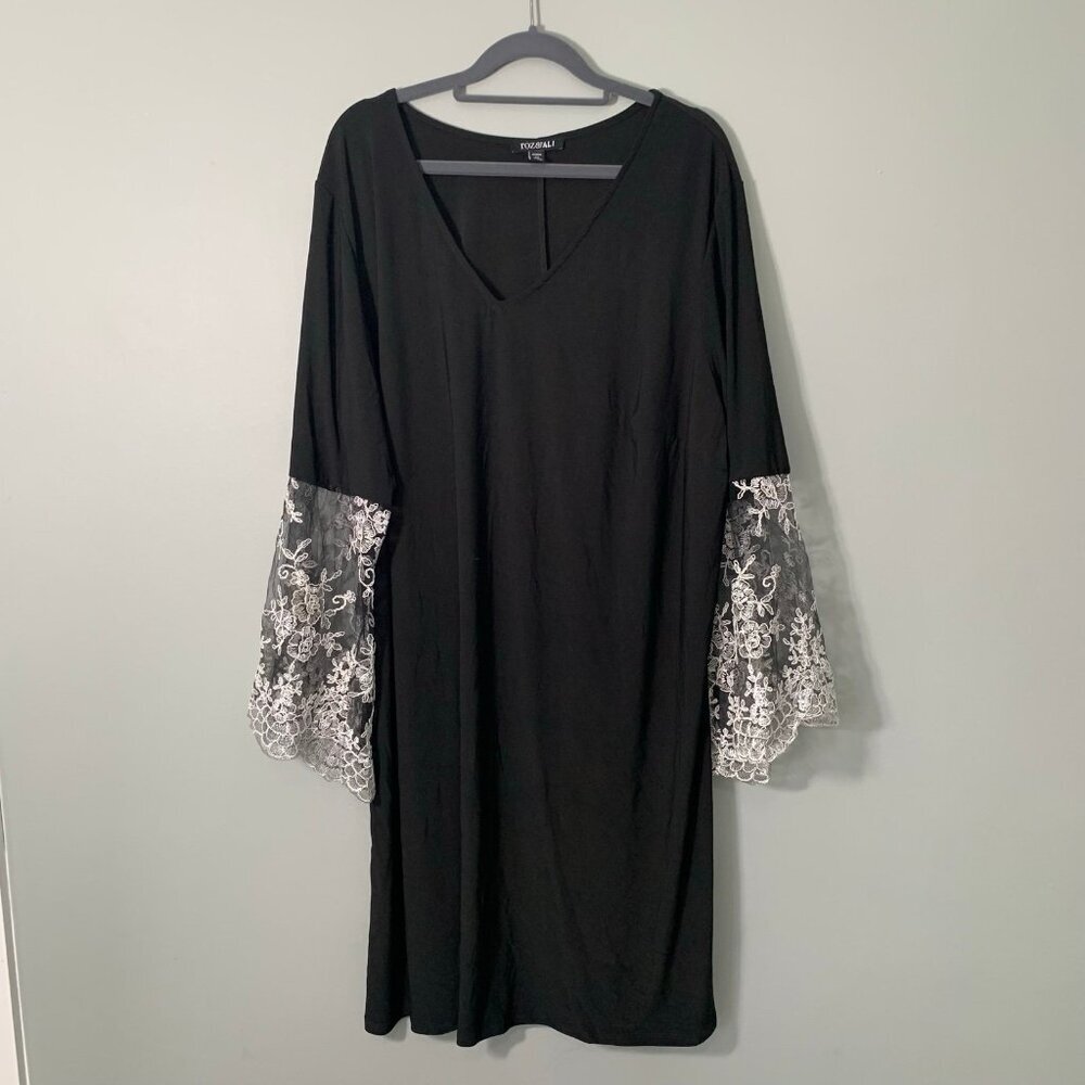 NEW‎ Roz & Ali Black Lace Bell Sleeve V-Neck Shift Dress Plus Size 3X